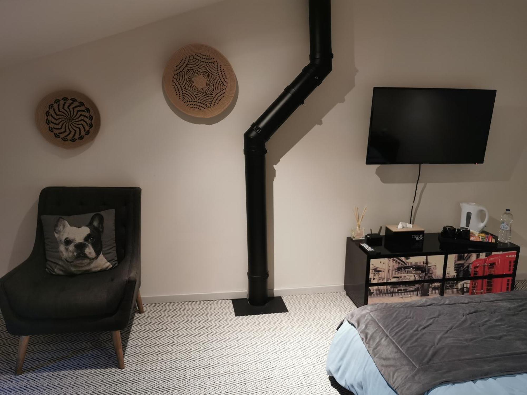 Au Domaine De Gigie Bed and Breakfast Chervettes Kamer foto